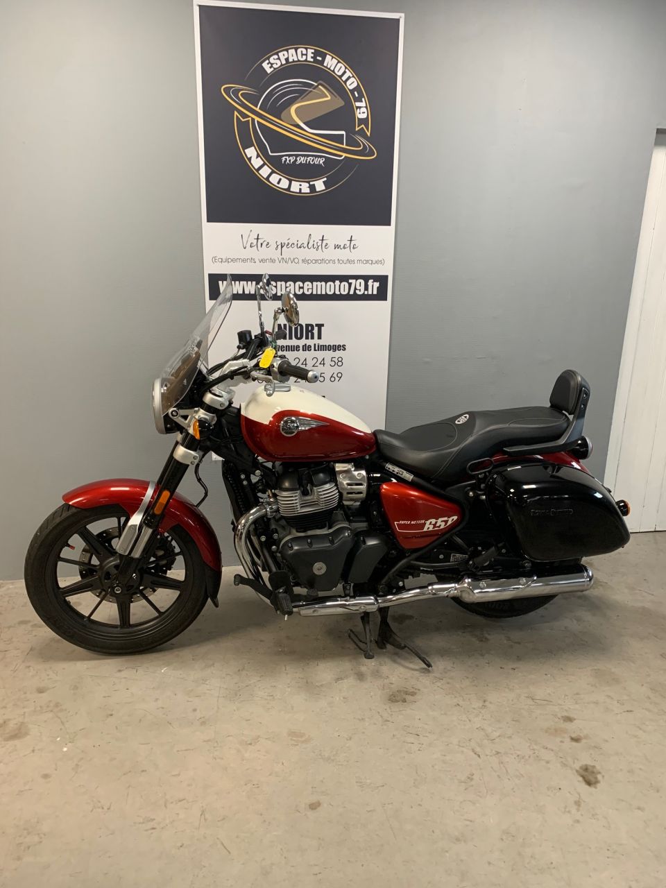 ROYAL ENFIELD SUPER METEOR 650 4