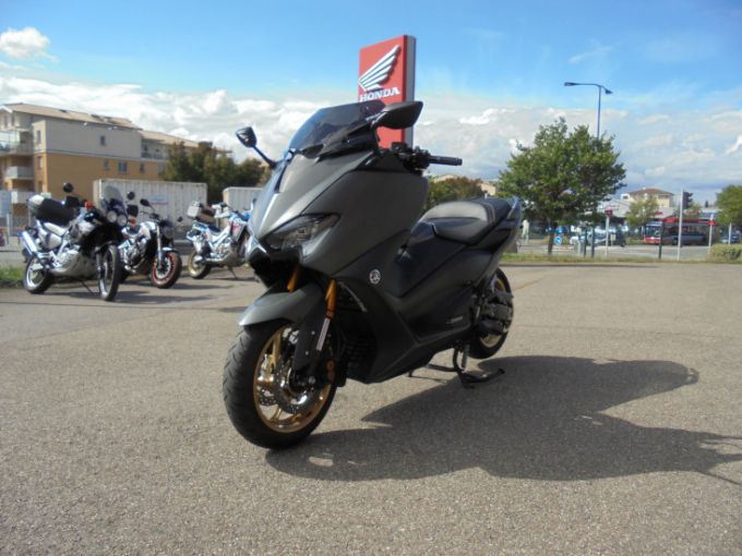YAMAHA TMAX 560 TECH MAX 2020 4
