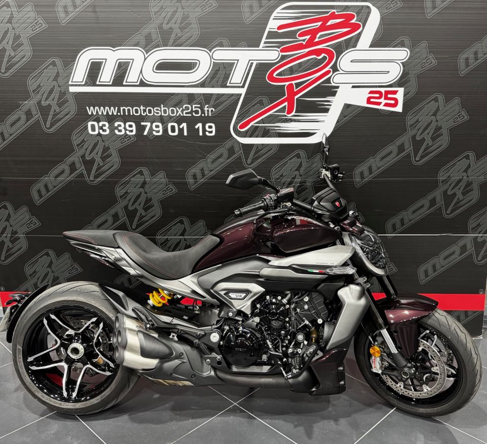 DUCATI XDIAVEL V4 4