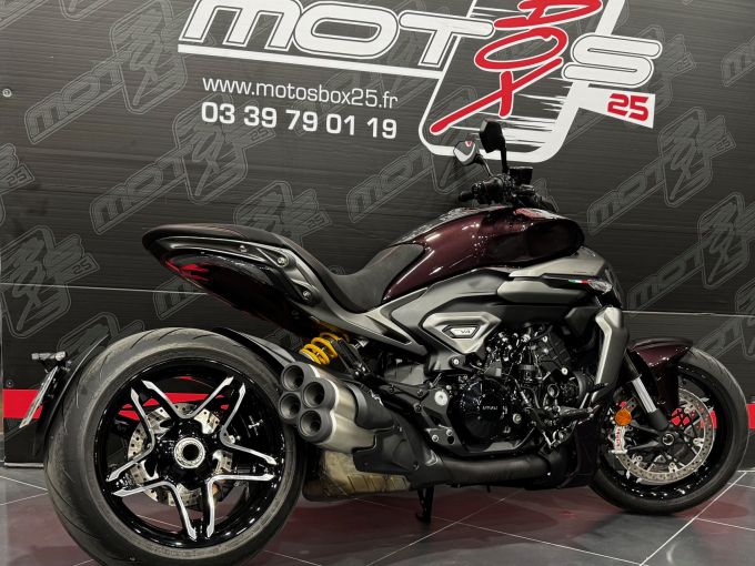 DUCATI XDIAVEL V4 4