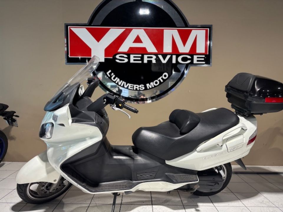 SUZUKI BURGMAN 650 4