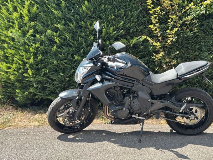 KAWASAKI ER-6 4