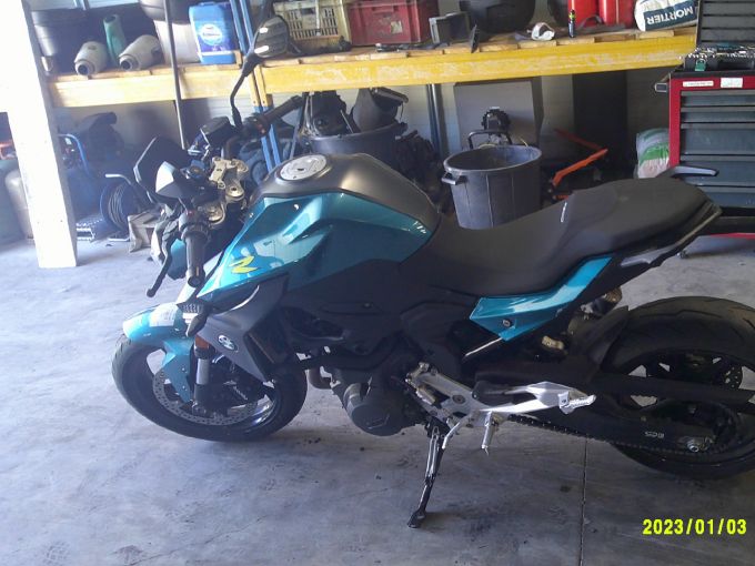 BMW F 900 R 4