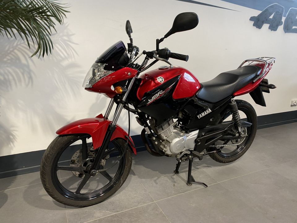 YAMAHA YBR 125 4