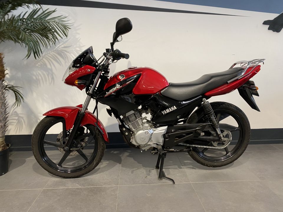 YAMAHA YBR 125 4
