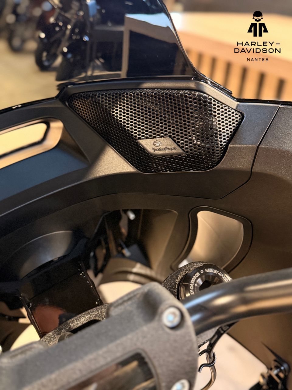HARLEY-DAVIDSON SOFTAIL LOW RIDER 1923 ST 4
