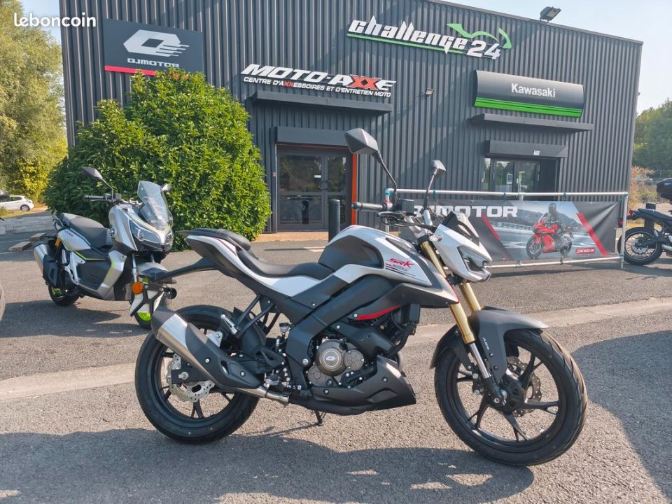 QJ MOTOR SRK 125 S 4