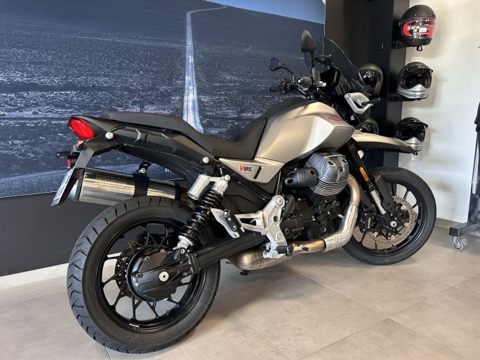 MOTO GUZZI V85 TT 850 4