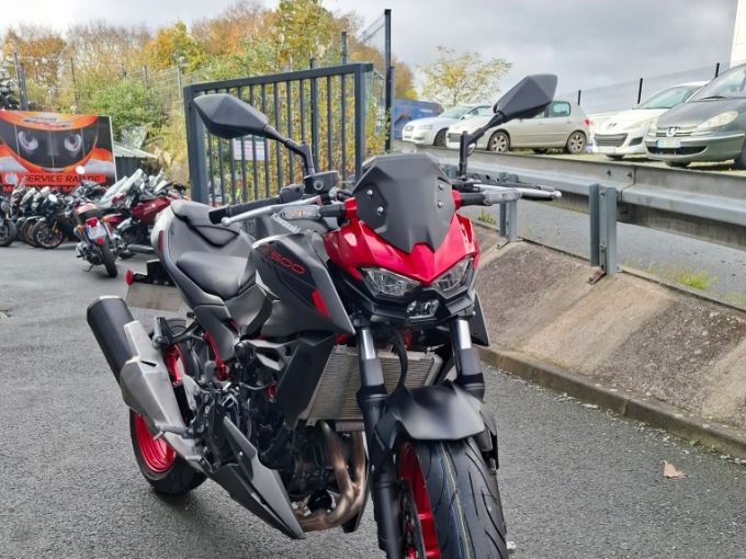 KAWASAKI Z 500 SE 4