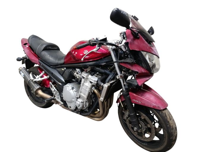 SUZUKI GSF 1250 N BANDIT 4