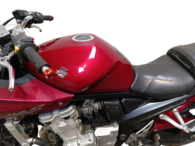 SUZUKI GSF 1250 N BANDIT 4