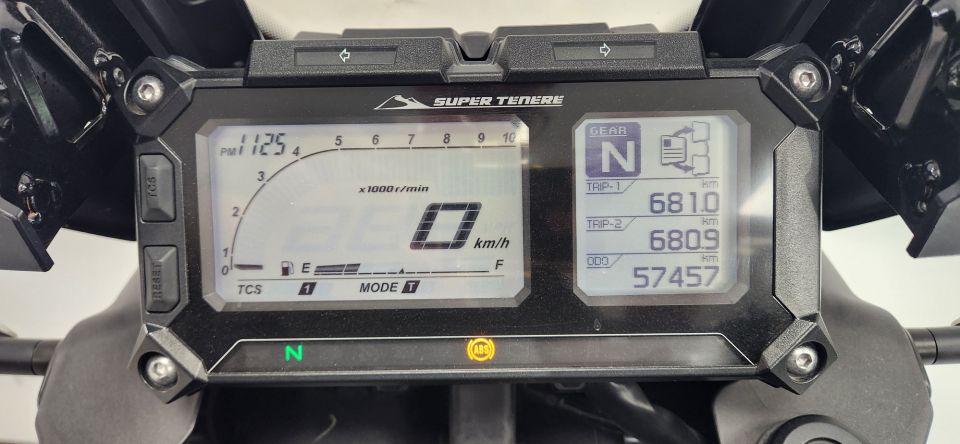 YAMAHA XTZ 1200 SUPER TENERE 4