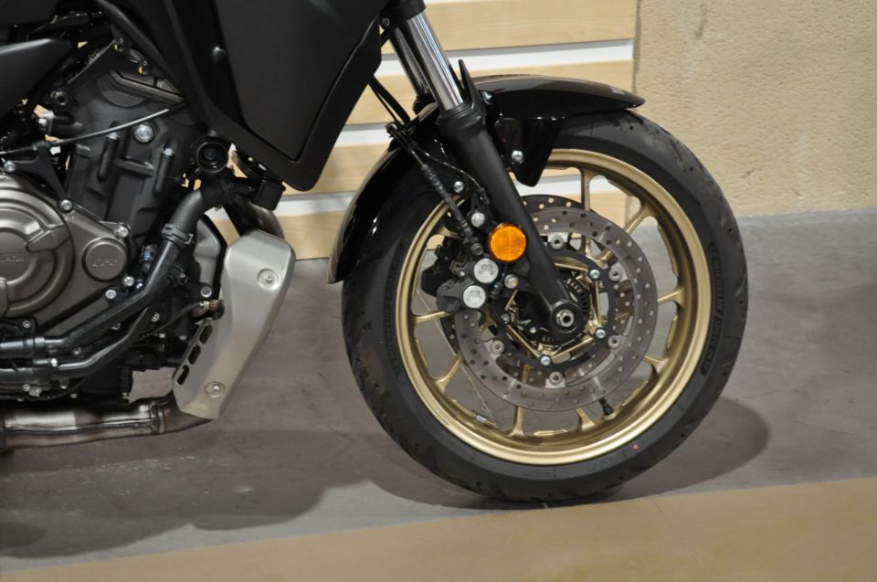 YAMAHA TRACER 7 GT 4