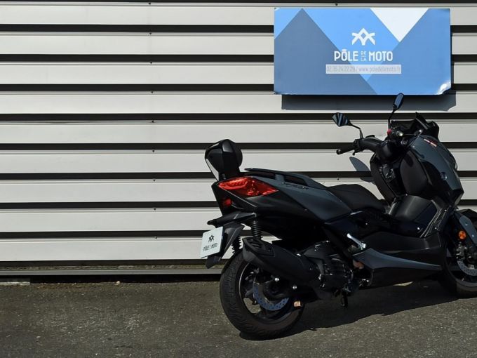 YAMAHA XMAX 125 TECH MAX 4