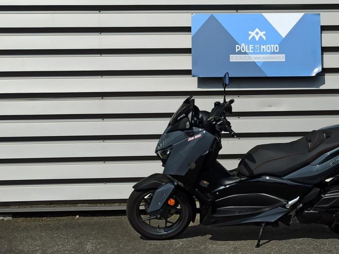 YAMAHA XMAX 125 TECH MAX 4