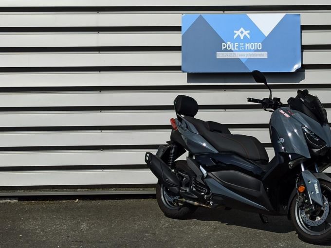 YAMAHA XMAX 125 TECH MAX 4