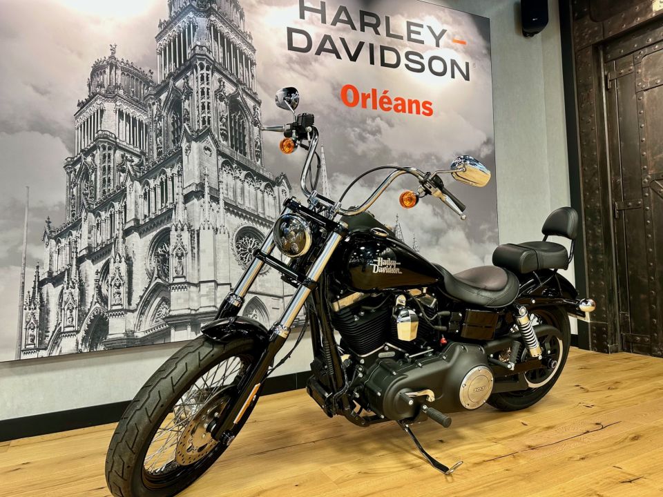 HARLEY-DAVIDSON DYNA STREET BOB 1690 4