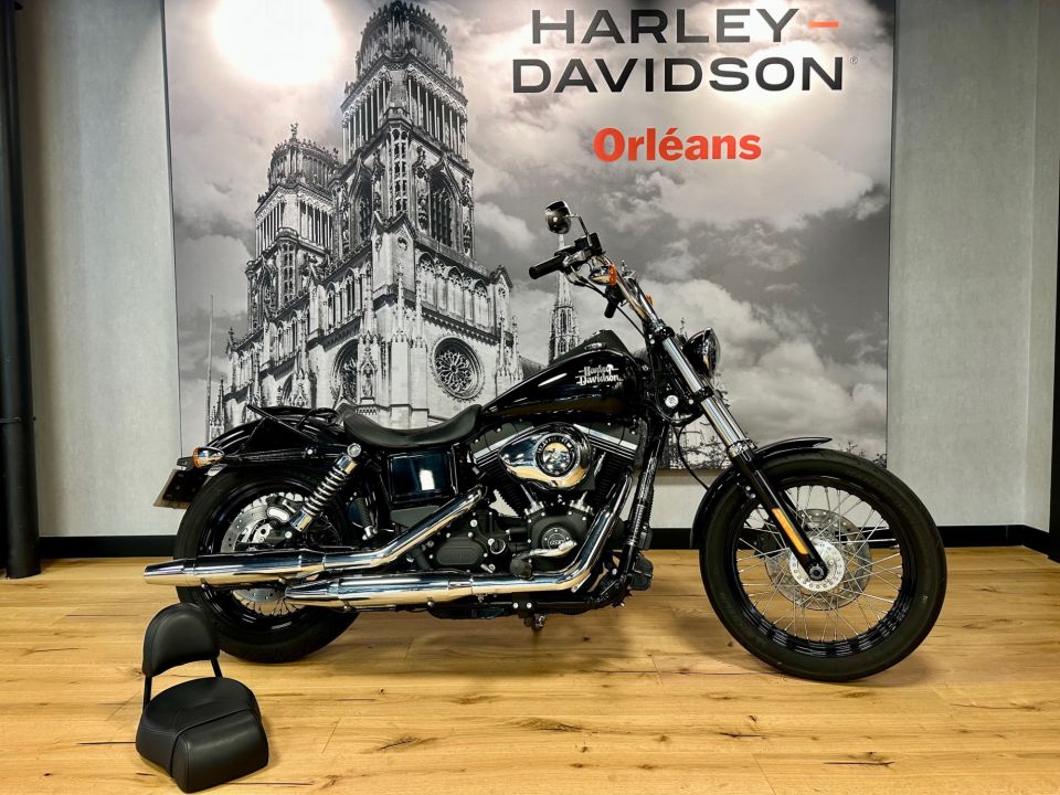 HARLEY-DAVIDSON DYNA STREET BOB 1690 4