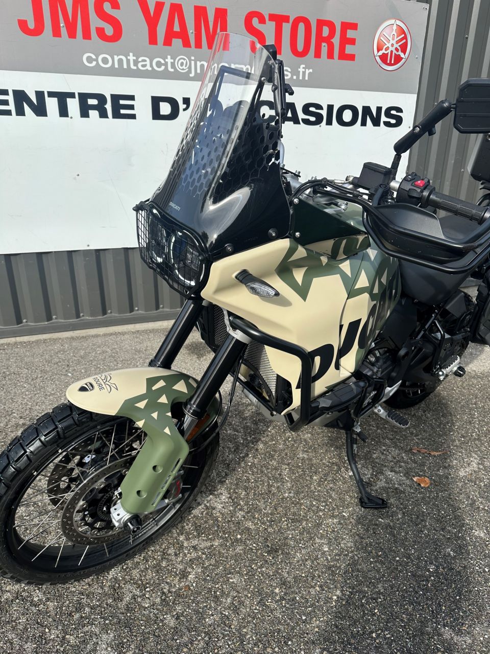 DUCATI DESERTX 4