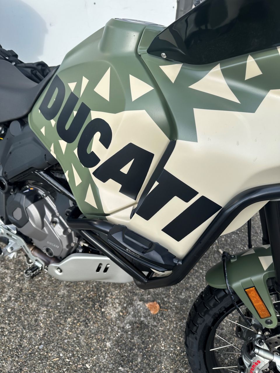 DUCATI DESERTX 4