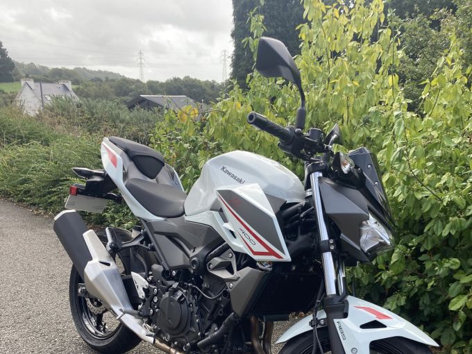 KAWASAKI Z400 4