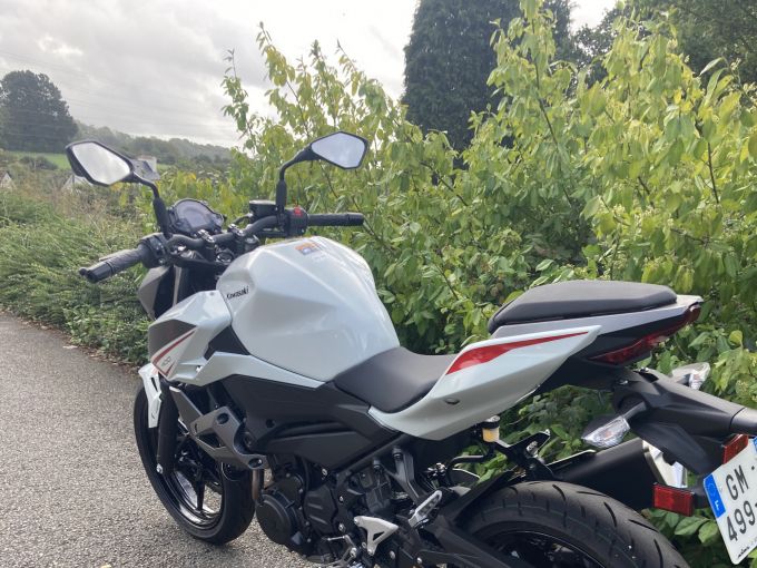 KAWASAKI Z400 4