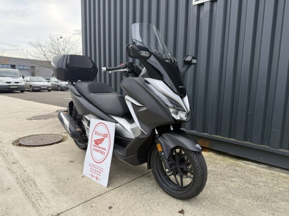 HONDA FORZA 300 ABS 4