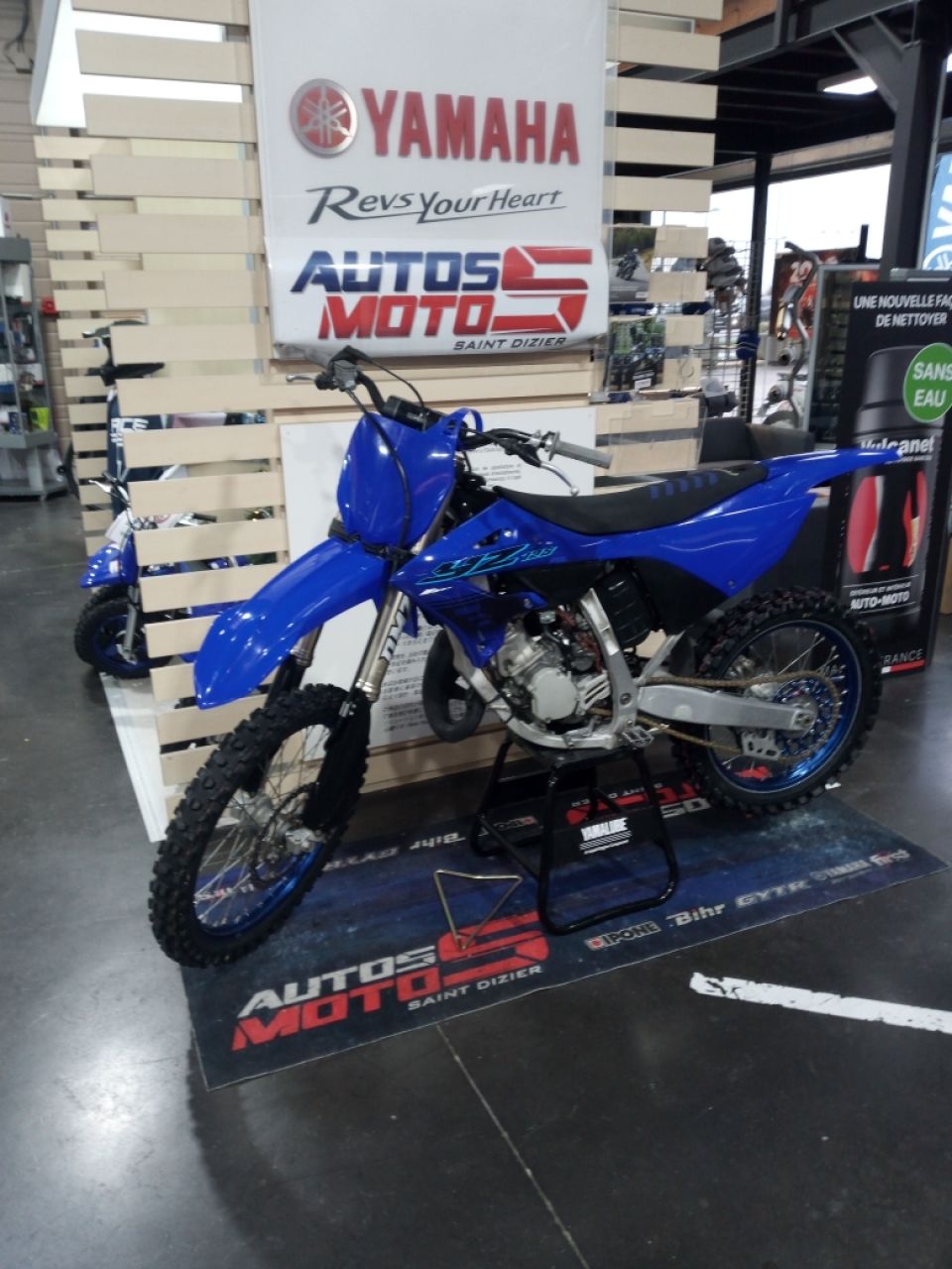 YAMAHA 125 YZ 2024 4