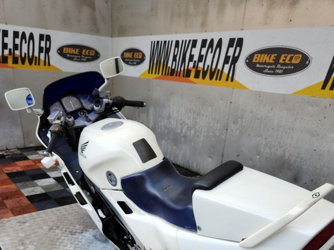 HONDA VFR 4