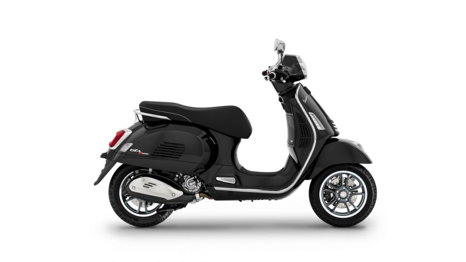 VESPA GTS SUPER SPORT 4