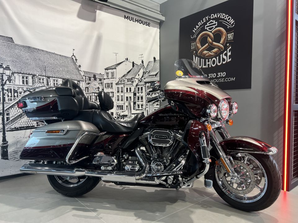 HARLEY-DAVIDSON TOURING ELECTRA GLIDE 1800 ULTRA LIMITED CVO 4