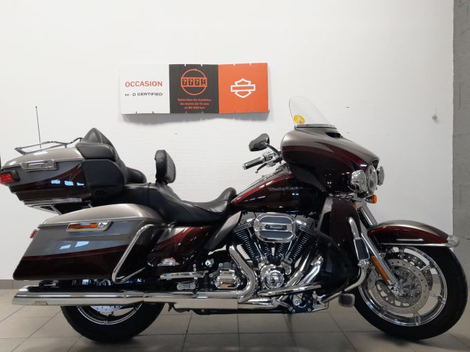 HARLEY-DAVIDSON TOURING ELECTRA GLIDE 1800 ULTRA LIMITED CVO 4