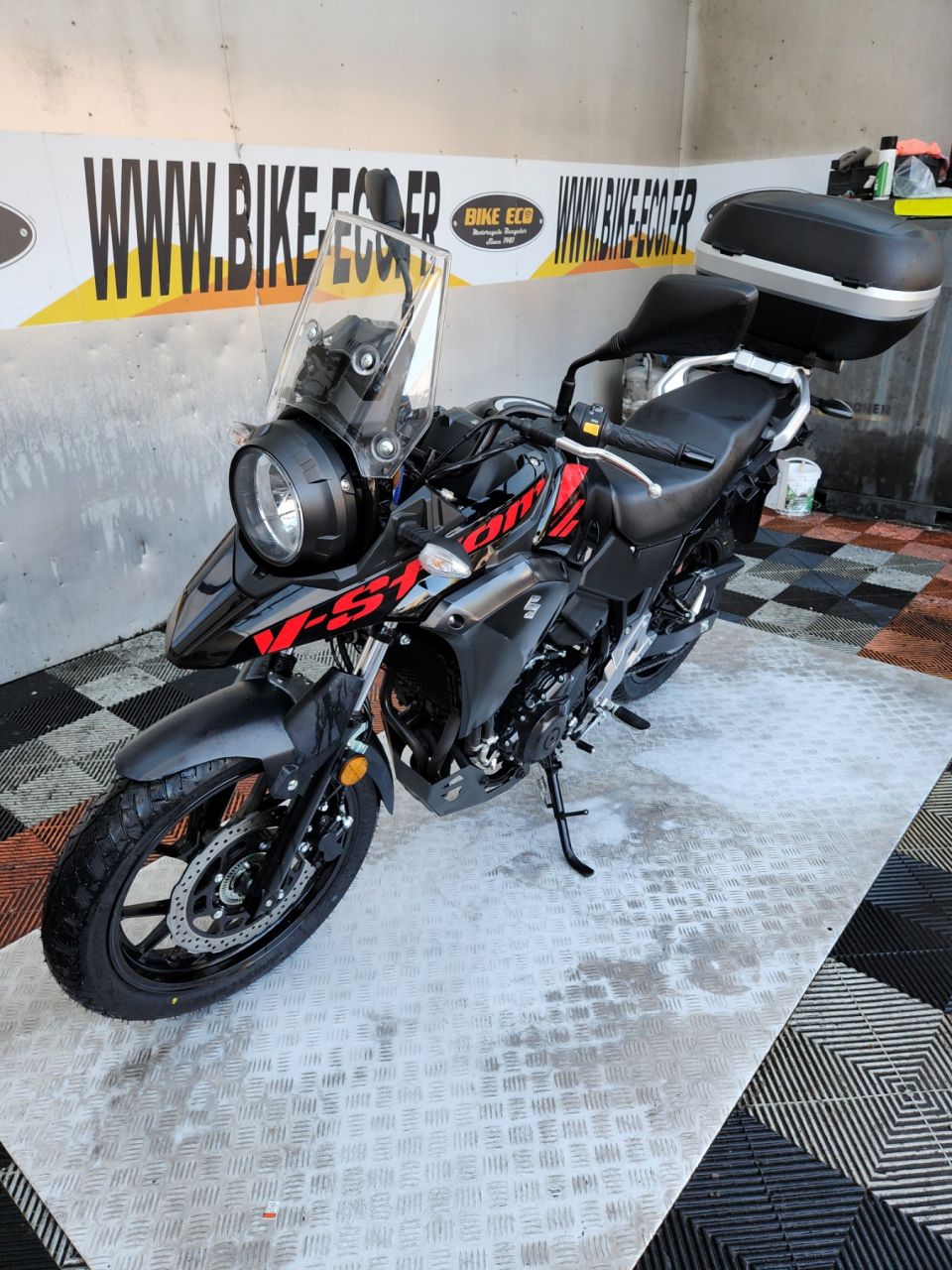 SUZUKI DL V-STROM 250 4