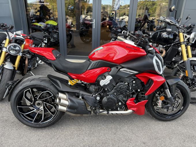 DUCATI DIAVEL V4 4