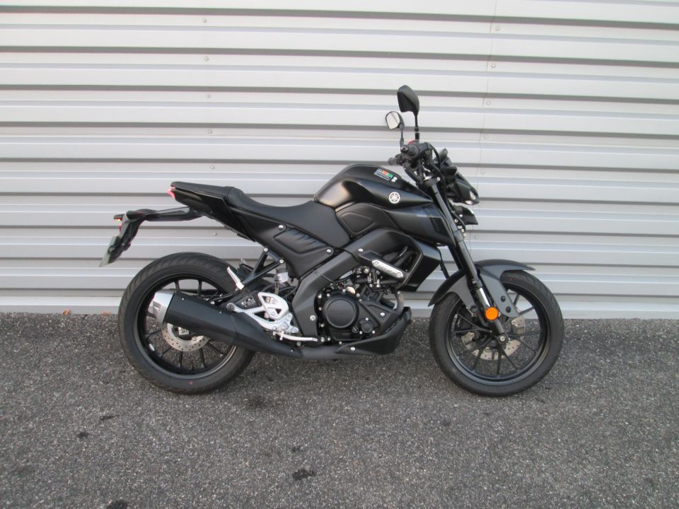 YAMAHA MT-125 ABS 4