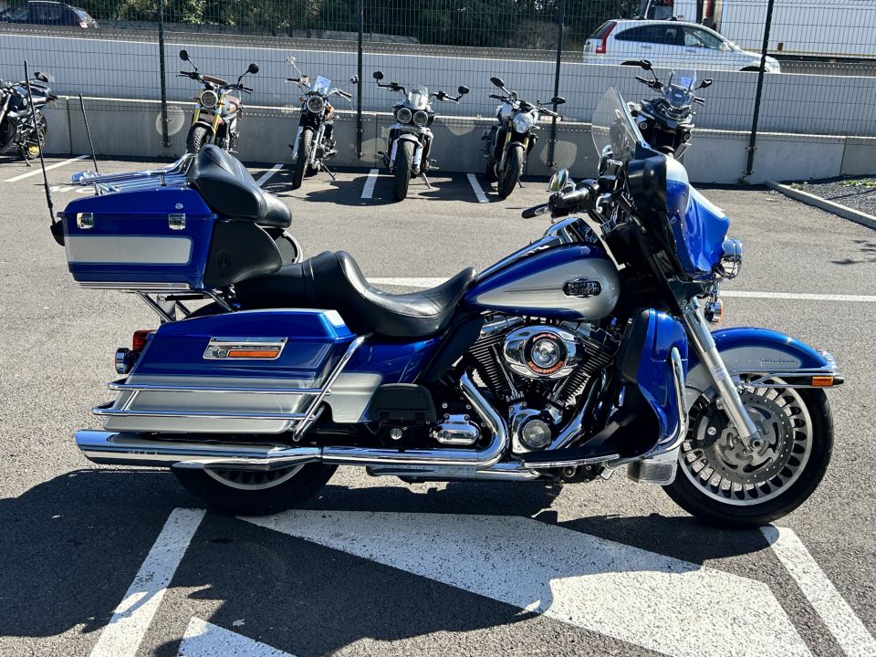 HARLEY-DAVIDSON TOURING ELECTRA GLIDE 1584 ULTRA CLASSIC 4