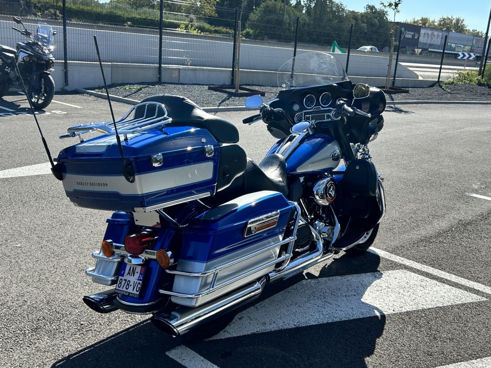 HARLEY-DAVIDSON TOURING ELECTRA GLIDE 1584 ULTRA CLASSIC 4