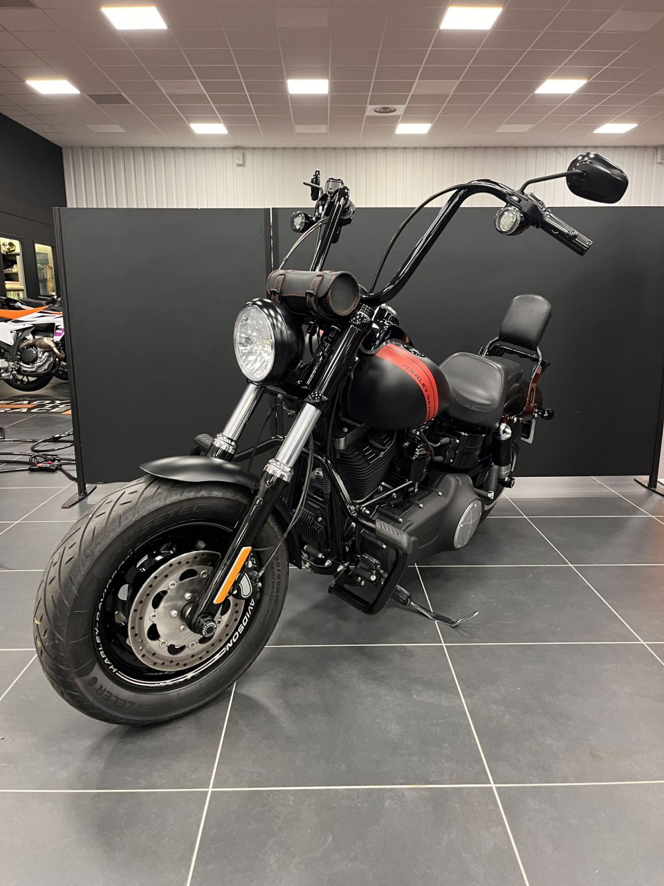 HARLEY-DAVIDSON DYNA FAT BOB 1690 4