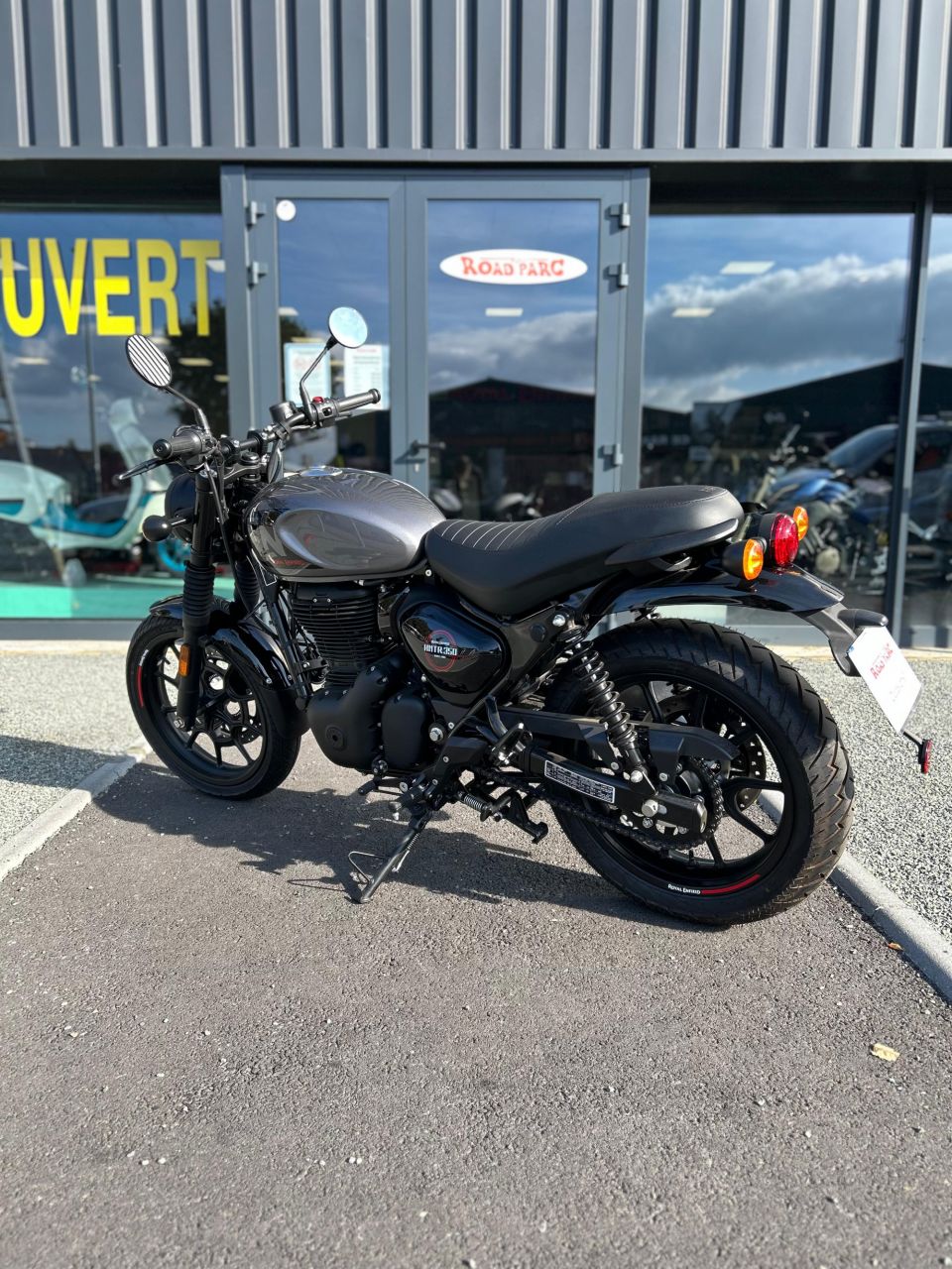 ROYAL ENFIELD HNTR 350 4