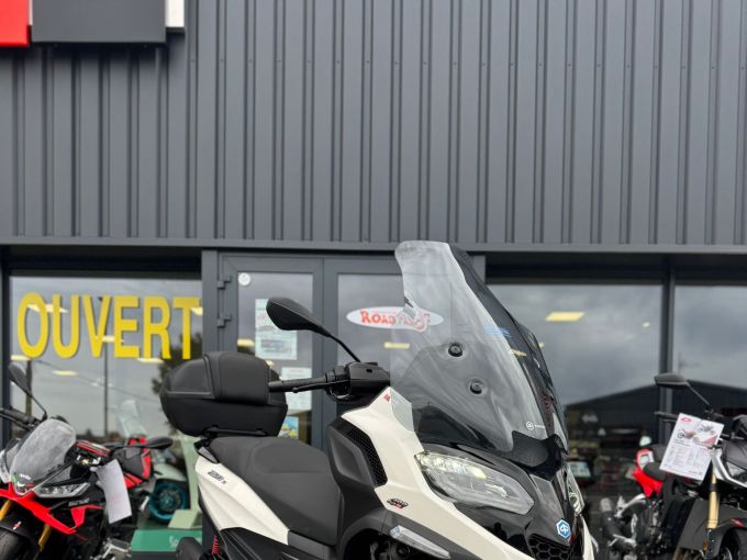 PIAGGIO MP3 400 HPE SPORT ABS ASR 4