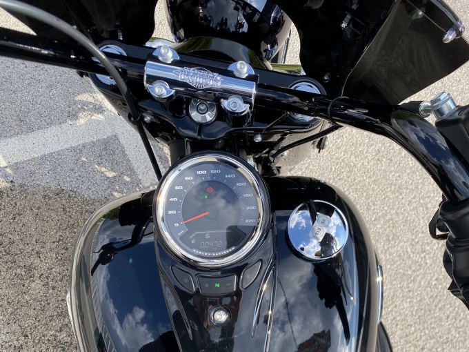HARLEY-DAVIDSON SOFTAIL HERITAGE 1923 CLASSIC 4
