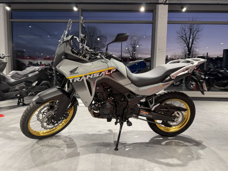 HONDA XL 750 TRANSALP 4