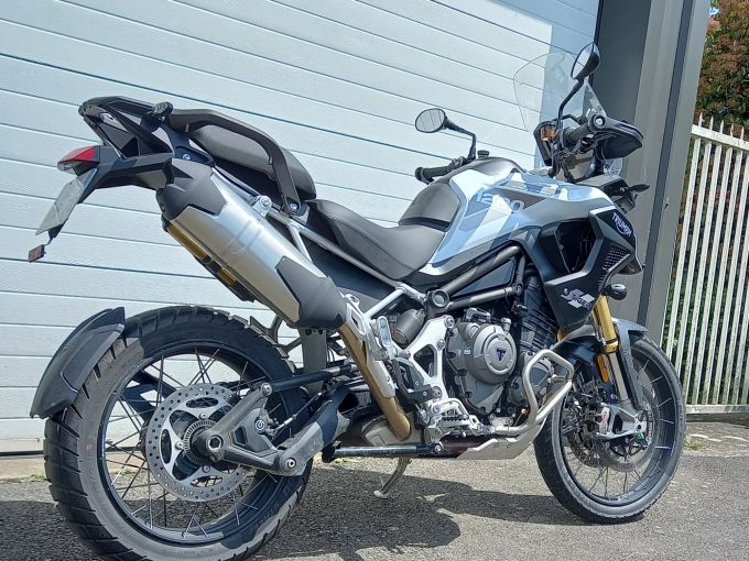 TRIUMPH TIGER 1200 RALLY PRO 4