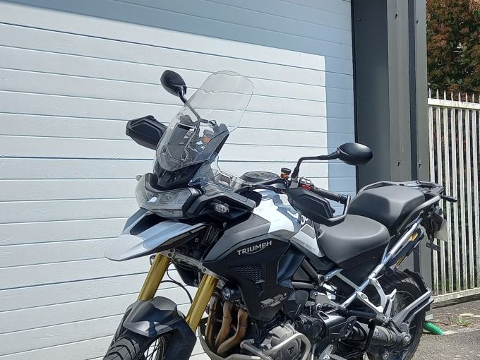 TRIUMPH TIGER 1200 RALLY PRO 4