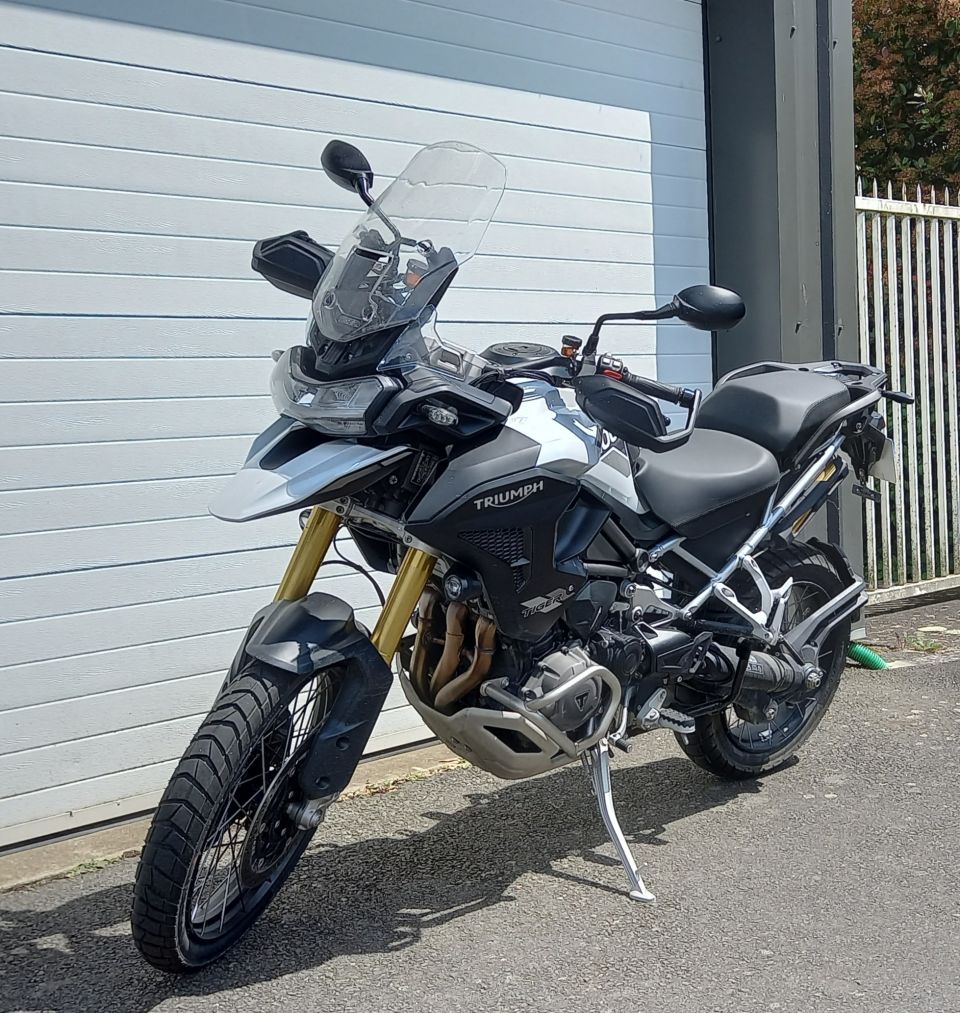 TRIUMPH TIGER 1200 RALLY PRO 4