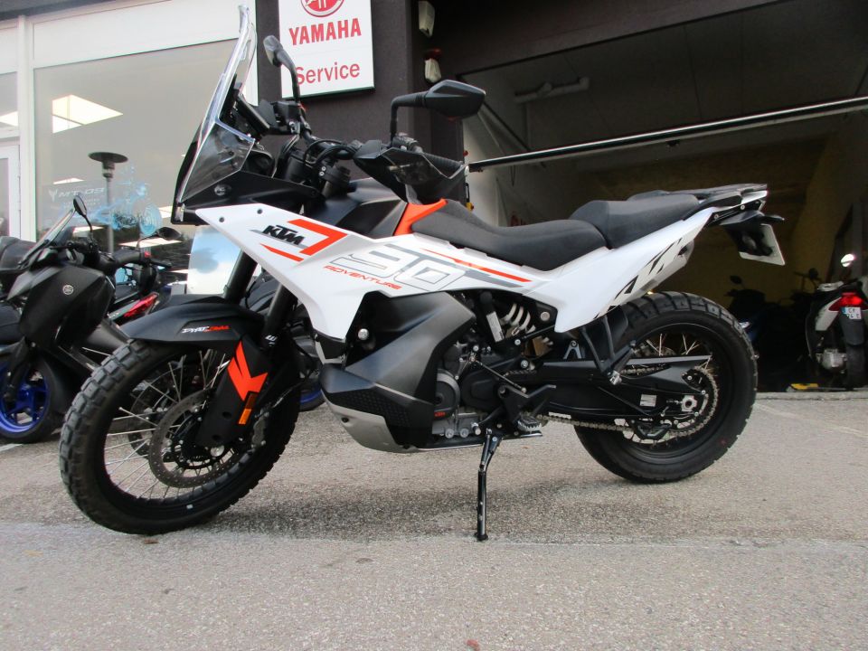KTM 790 ADVENTURE 4