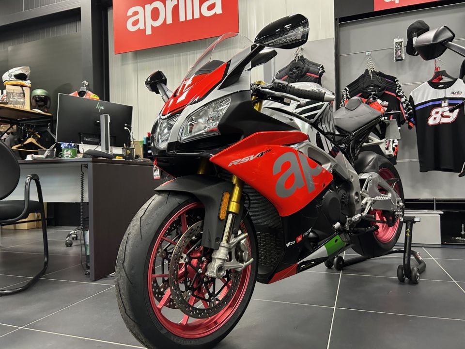 APRILIA RSV4 1000 RF 4
