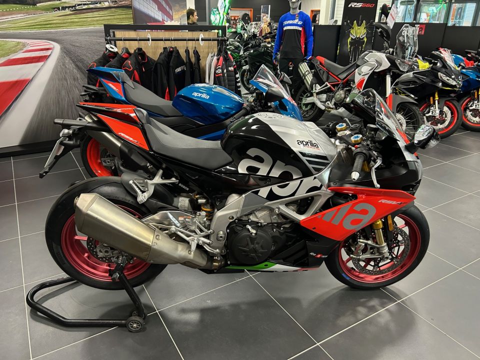 APRILIA RSV4 1000 RF 4
