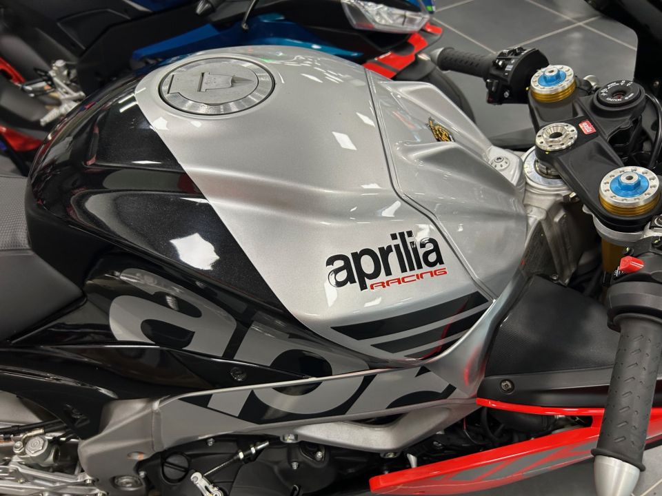 APRILIA RSV4 1000 RF 4