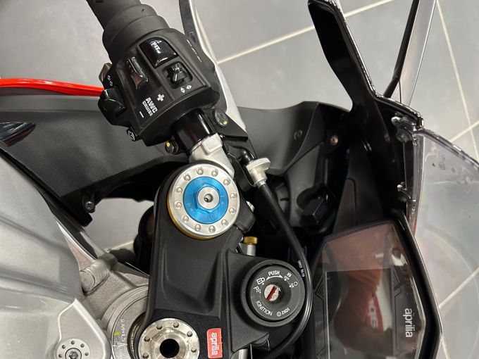 APRILIA RSV4 1000 RF 4